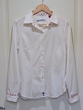 EUC Robert Graham M Crisp White Cotton Blouse with Contrast Bee Print